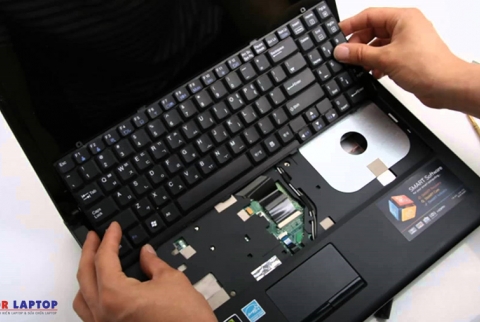 Cách thay bàn phím laptop HP & Mẹo vệ sinh đơn giản tại nhà